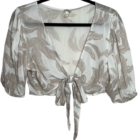 Elan Tops - Elan Patterned Front Tie Top
